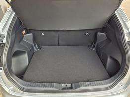 Toyota Yaris Cross 1.5VVT-iE 130PS Automatik Teamplayer Klimaautomatik Sitzheizung Lenkradheizung PDC v+h Rückf.Kamera 17-LM abged.Scheiben 2xKeyless DAB+ Bluetooth Touchscreen Apple CarPlay Android Auto 