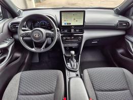 Toyota Yaris Cross 1.5VVT-iE 130PS Automatik Teamplayer Klimaautomatik Sitzheizung Lenkradheizung PDC v+h Rückf.Kamera 17-LM abged.Scheiben 2xKeyless DAB+ Bluetooth Touchscreen Apple CarPlay Android Auto 