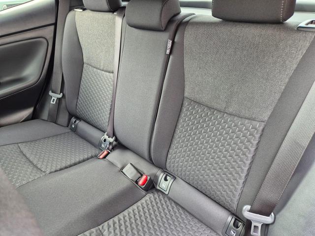 Toyota Yaris Cross 1.5VVT-iE 130PS Automatik Teamplayer Klimaautomatik Sitzheizung Lenkradheizung PDC v+h Rückf.Kamera 17-LM abged.Scheiben 2xKeyless DAB+ Bluetooth Touchscreen Apple CarPlay Android Auto 