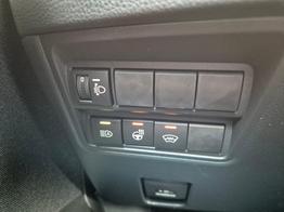 Toyota Yaris Cross 1.5VVT-iE 130PS Automatik Teamplayer Klimaautomatik Sitzheizung Lenkradheizung PDC v+h Rückf.Kamera 17-LM abged.Scheiben 2xKeyless DAB+ Bluetooth Touchscreen Apple CarPlay Android Auto 