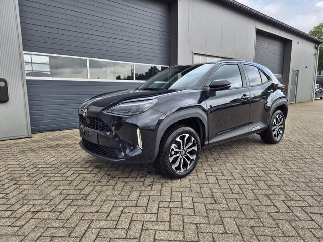 Toyota Yaris Cross - 1.5VVT-iE 130PS Automatik Teamplayer Klimaautomatik Sitzheizung Lenkradheizung PDC v+h Rückf.Kamera 17-LM abged.Scheiben 2xKeyless DAB+ Bluetooth Touchscreen Apple CarPlay Android Auto