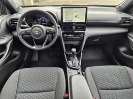 Toyota Yaris Cross 1.5VVT-iE 130PS Automatik Teamplayer Klimaautomatik Sitzheizung Lenkradheizung PDC v+h Rückf.Kamera 17-LM abged.Scheiben 2xKeyless DAB+ Bluetooth Touchscreen Apple CarPlay Android Auto 