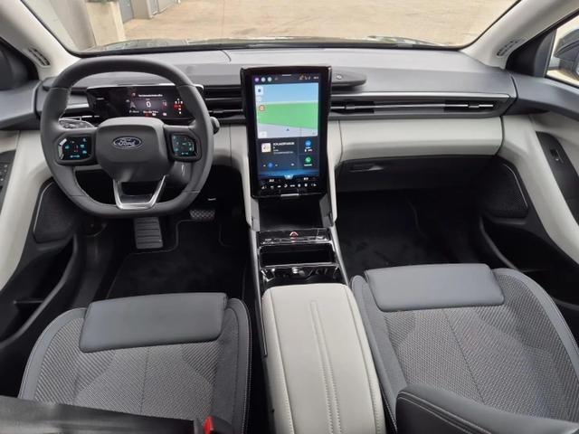 Ford Explorer Limited Edition (Extended Range 79kWh) 204PS Automatik el.AHK Wärmepumpe 21-LM Heckantrieb Klimaautomatik Sitzheizung Lenkradheizung Ford-Navi Rückf.Kamera PDC v+h Bluetooth Apple Carplay Android Auto 2xKeyless 
