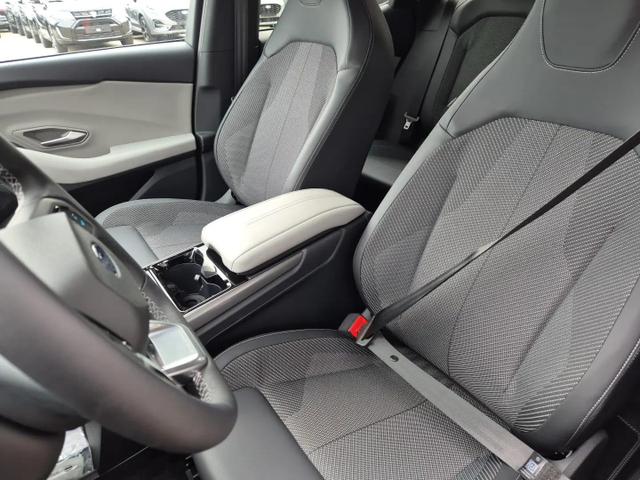 Ford Explorer Limited Edition (Extended Range 79kWh) 204PS Automatik el.AHK Wärmepumpe 21-LM Heckantrieb Klimaautomatik Sitzheizung Lenkradheizung Ford-Navi Rückf.Kamera PDC v+h Bluetooth Apple Carplay Android Auto 2xKeyless 