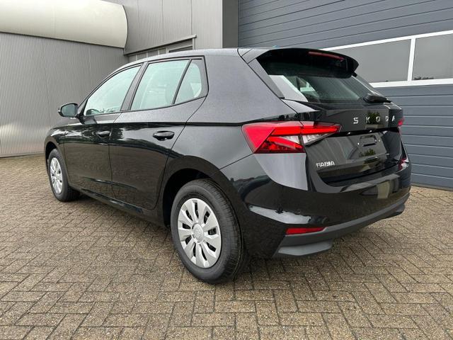 Skoda Fabia - 1.0 TSI 95PS Selection 5-türig Rückf.Kamera Parksensoren Sitzheizung Multifunktionslenkrad Klima Skoda-Radio Bluetooth Touchscreen Tempomat Nebelsch. Apple CarPlay + Android Auto