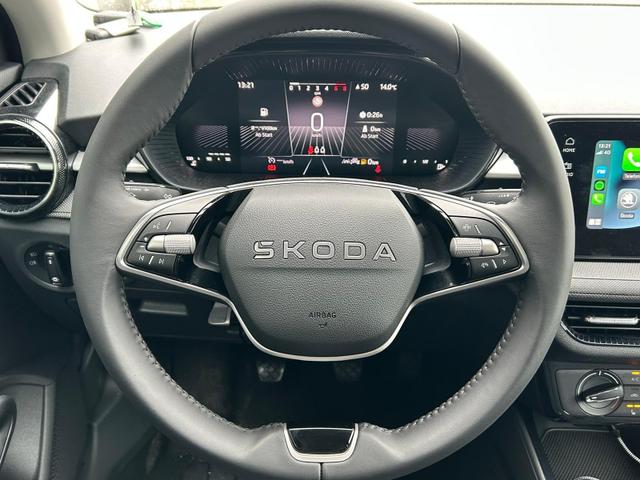 Skoda Fabia 1.0 TSI 95PS Selection 5-türig Rückf.Kamera Parksensoren Sitzheizung Multifunktionslenkrad Klima Skoda-Radio Bluetooth Touchscreen Tempomat Nebelsch. Apple CarPlay + Android Auto 