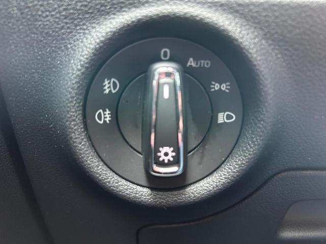 Skoda Kamiq 1.0 TSI 115PS DSG Selection Klimaautomatik Sitzheizung Parksensoren Multifunktionslenkrad Skoda-Radio Bluetooth Touchscreen Tempomat Nebelsch. wireless Apple CarPlay + Android Auto 