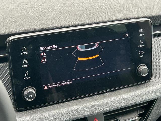 Skoda Kamiq 1.0 TSI 115PS DSG Selection Klimaautomatik Sitzheizung Parksensoren Multifunktionslenkrad Skoda-Radio Bluetooth Touchscreen Tempomat Nebelsch. wireless Apple CarPlay + Android Auto 