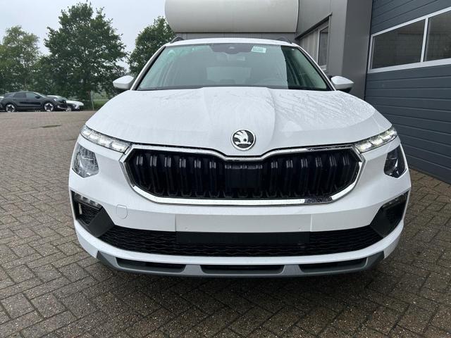 Skoda Kamiq 1.0 TSI 115PS DSG Selection Matrix-LED Sitzheizung Garantieverlängerung Klimaautomatik Parksensoren Skoda-Radio drahtlos Apple CarPlay + Android Auto Digital Cockpit Tempomat abg.Scheiben 