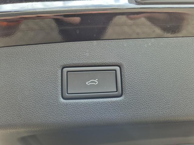 Ford Explorer Limited Edition (Extended Range 79kWh) 204PS Automatik Head-Up Display 4xKamera Wärmepumpe 21-LM Heckantrieb el.Heckklappe Klimaautomatik Sitzheizung Lenkradheizung Ford-Navi PDC v+h Bluetooth Apple Carplay Android Auto 2xKeyless 