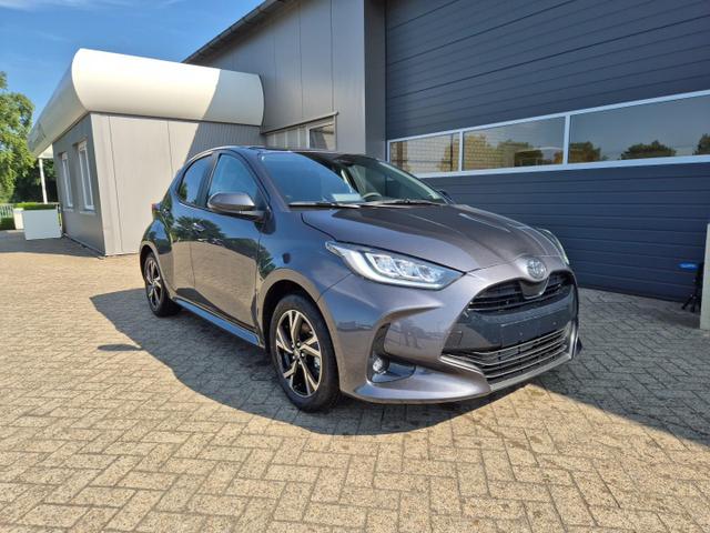 Toyota Yaris 1.5VVT-iE 116PS Automatik Teamplayer Klimaautomatik Sitzheizung Lenkradheizung Rückf.Kamera 16-LM abged.Scheiben 2xKeyless DAB+ Bluetooth Touchscreen Apple CarPlay Android Auto ACC 