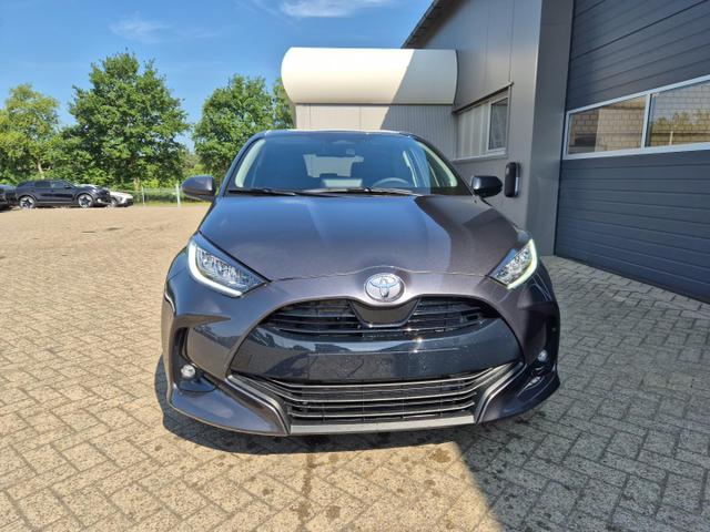 Toyota Yaris 1.5VVT-iE 116PS Automatik Teamplayer Klimaautomatik Sitzheizung Lenkradheizung Rückf.Kamera 16-LM abged.Scheiben 2xKeyless DAB+ Bluetooth Touchscreen Apple CarPlay Android Auto ACC 