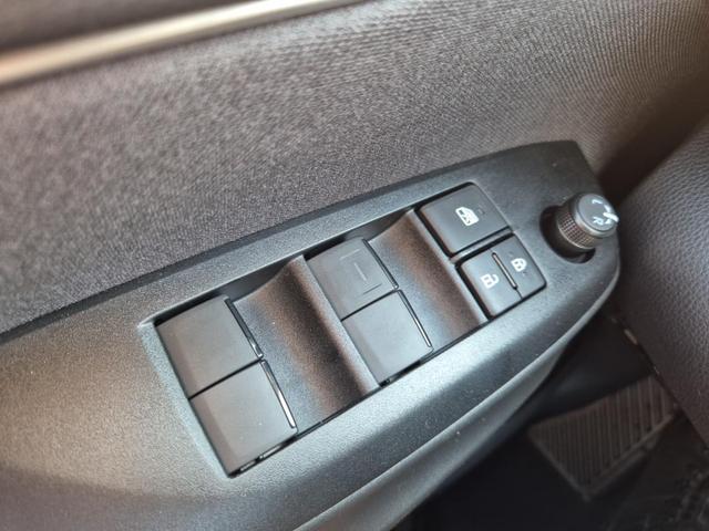 Toyota Yaris 1.5VVT-iE 116PS Automatik Teamplayer Klimaautomatik Sitzheizung Lenkradheizung Rückf.Kamera 16-LM abged.Scheiben 2xKeyless DAB+ Bluetooth Touchscreen Apple CarPlay Android Auto ACC 