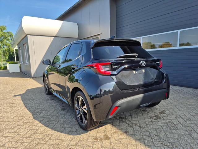 Toyota Yaris 1.5VVT-iE 116PS Automatik Teamplayer Klimaautomatik Sitzheizung Lenkradheizung Rückf.Kamera 16-LM abged.Scheiben 2xKeyless DAB+ Bluetooth Touchscreen Apple CarPlay Android Auto ACC 