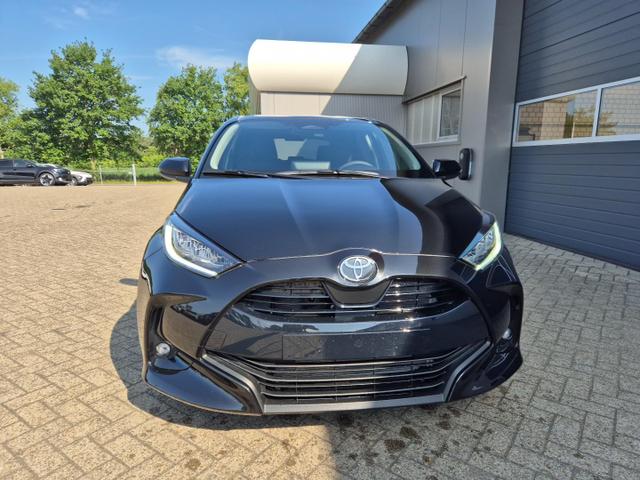 Toyota Yaris 1.5VVT-iE 116PS Automatik Teamplayer Klimaautomatik Sitzheizung Lenkradheizung Rückf.Kamera 16-LM abged.Scheiben 2xKeyless DAB+ Bluetooth Touchscreen Apple CarPlay Android Auto ACC 