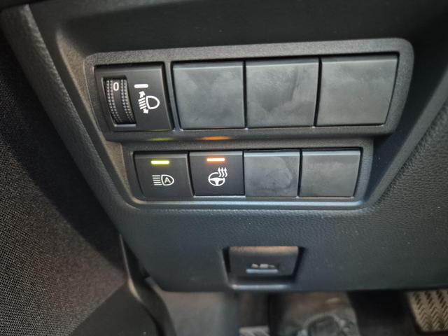 Toyota Yaris 1.5VVT-iE 116PS Automatik Teamplayer Klimaautomatik Sitzheizung Lenkradheizung Rückf.Kamera 16-LM abged.Scheiben 2xKeyless DAB+ Bluetooth Touchscreen Apple CarPlay Android Auto ACC 