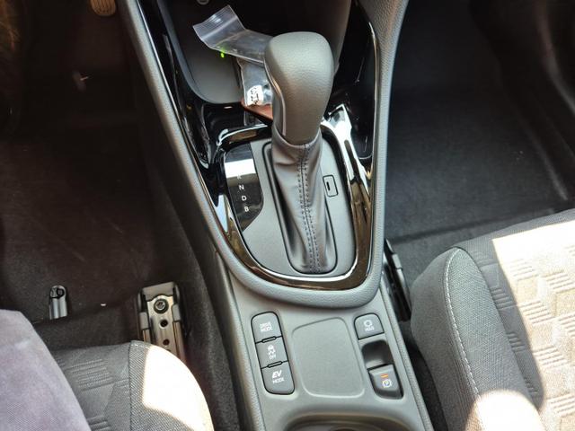 Toyota Yaris 1.5VVT-iE 116PS Automatik Teamplayer Klimaautomatik Sitzheizung Lenkradheizung Rückf.Kamera 16-LM abged.Scheiben 2xKeyless DAB+ Bluetooth Touchscreen Apple CarPlay Android Auto ACC 
