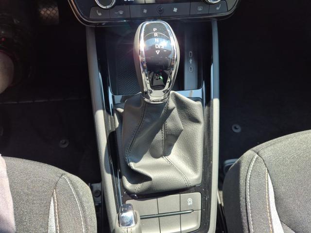 Skoda Kamiq 1.0 TSI 115PS DSG Selection Klimaautomatik Sitzheizung Parksensoren Multifunktionslenkrad Skoda-Radio Bluetooth Touchscreen Tempomat Nebelsch. wireless Apple CarPlay + Android Auto 