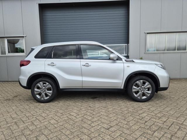 Suzuki Vitara Comfort 129PS MHEV 1.4 Boosterjet Navi Klimaautomatik Sitzheizung ACC PDC Rückf.Kamera Suzuki-Radio Apple CarPlay Android Auto Touchscreen 2xKeyless 17-LM 