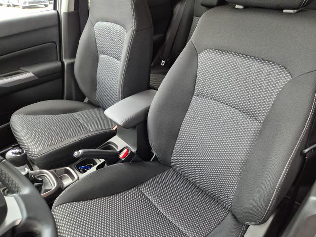 Suzuki Vitara Comfort 129PS MHEV 1.4 Boosterjet Navi Klimaautomatik Sitzheizung ACC PDC Rückf.Kamera Suzuki-Radio Apple CarPlay Android Auto Touchscreen 2xKeyless 17-LM 