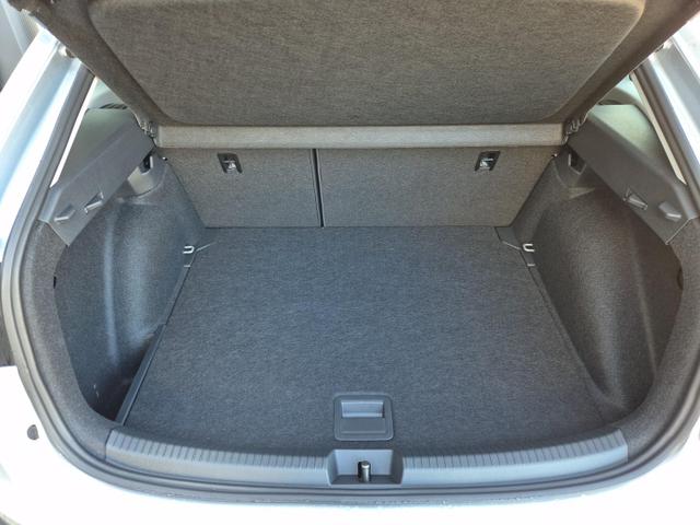 Volkswagen Taigo 1.0 TSI 116PS DSG Life LED-Matrix-Scheinwerfer Klimaautomatik Sitzheizung PDC Rückf.Kamera 17-LM abged.Scheiben 2xKeyless DAB+ Bluetooth Touchscreen Apple CarPlay Android Auto 