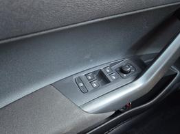 Volkswagen Taigo 1.0 TSI 116PS DSG Life LED-Matrix-Scheinwerfer Klimaautomatik Sitzheizung PDC Rückf.Kamera 17-LM abged.Scheiben 2xKeyless DAB+ Bluetooth Touchscreen Apple CarPlay Android Auto 