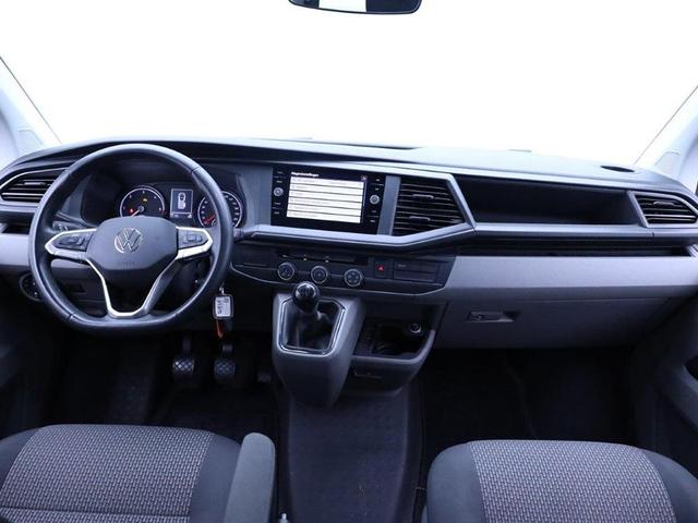 Volkswagen Transporter 6.1 Kastenwagen DoKa L2 2.0 TDi 110PS 5-Sitzer AHK Klima PDC DAB Apple CarPlay Android Auto Bluetooth Touchscreen Ganzjahresreifen 