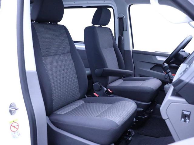Volkswagen Transporter 6.1 Kastenwagen DoKa L2 2.0 TDi 110PS 5-Sitzer AHK Klima PDC DAB Apple CarPlay Android Auto Bluetooth Touchscreen Ganzjahresreifen 