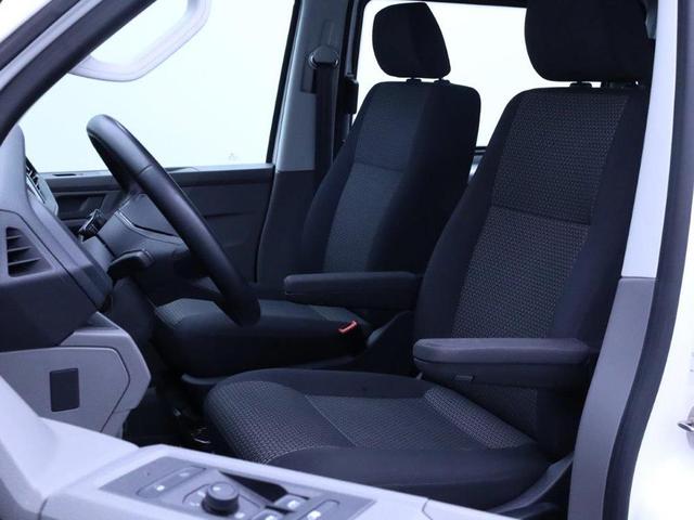 Volkswagen Transporter 6.1 Kastenwagen DoKa L2 2.0 TDi 110PS 5-Sitzer AHK Klima PDC DAB Apple CarPlay Android Auto Bluetooth Touchscreen Ganzjahresreifen 