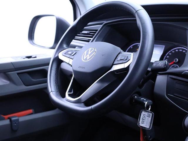 Volkswagen Transporter 6.1 Kastenwagen DoKa L2 2.0 TDi 110PS 5-Sitzer AHK Klima PDC DAB Apple CarPlay Android Auto Bluetooth Touchscreen Ganzjahresreifen 