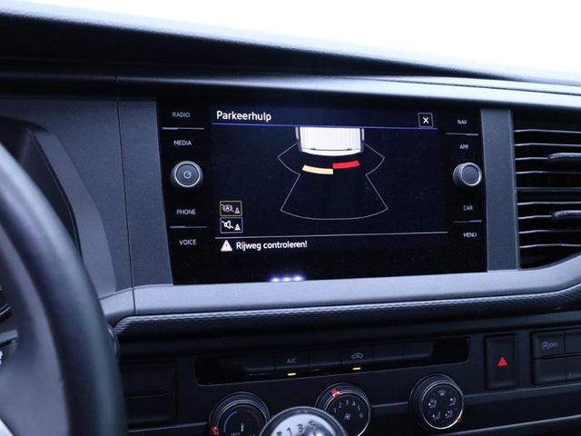 Volkswagen Transporter 6.1 Kastenwagen DoKa L2 2.0 TDi 110PS 5-Sitzer AHK Klima PDC DAB Apple CarPlay Android Auto Bluetooth Touchscreen Ganzjahresreifen 