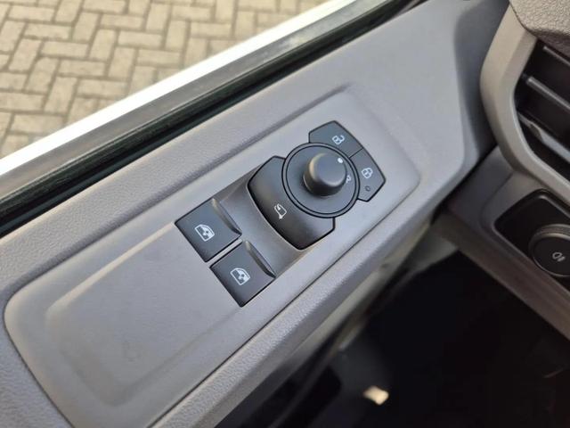 Volkswagen Transporter 6.1 Kastenwagen T7 2.0 TDi 110PS 3-Sitzer Klimaautomatik PDC DAB+ Apple CarPlay Android Auto Bluetooth Touchscreen 