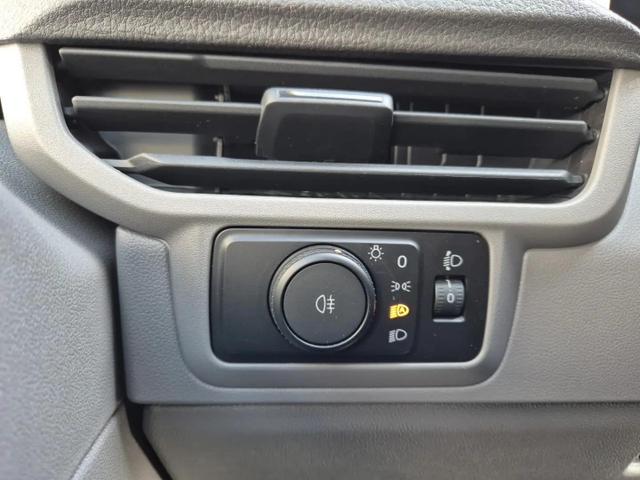 Volkswagen Transporter 6.1 Kastenwagen T7 2.0 TDi 110PS 3-Sitzer Klimaautomatik PDC DAB+ Apple CarPlay Android Auto Bluetooth Touchscreen 
