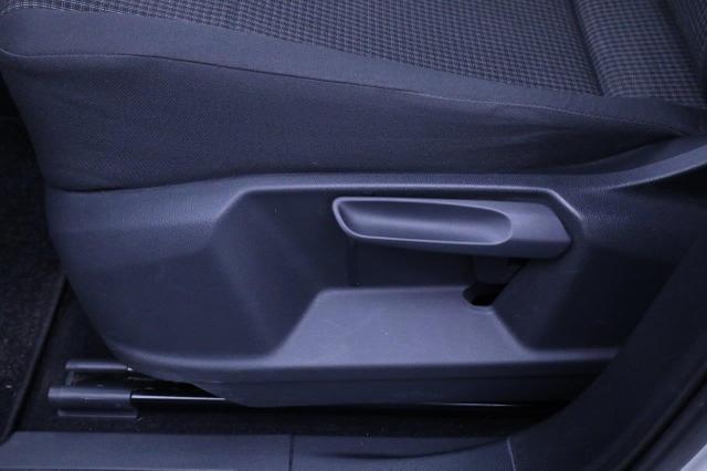 Volkswagen Caddy Cargo Comfort 2.0 TDI 122PS DSG 2-Sitzer Anhängerkupplung Klima Parksensoren Rückf.Kamera Navi Apple CarPlay Android Auto Hecktüren180º Schiebetür rechts Ganzjahresreifen 