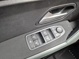 Dacia Duster Extreme 4x4 130PS 1.2 TCe 4x Kamera Lenkradheizung Sitzheizung Klimaautomatik Teil-Leder elektr.Parkbremse Bluetooth Apple Carplay Android Auto PDC v+h 2xKeyless 18-LM Ganzj.Reifen 