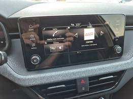 Skoda Kamiq 1.0 TSI 115PS DSG Selection Matrix-LED Sitzheizung Garantieverlängerung Klimaautomatik Parksensoren Skoda-Radio drahtlos Apple CarPlay + Android Auto Digital Cockpit Tempomat abg.Scheiben 