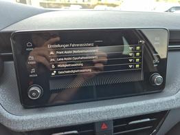 Skoda Kamiq 1.0 TSI 115PS DSG Selection Matrix-LED Sitzheizung Garantieverlängerung Klimaautomatik Parksensoren Skoda-Radio drahtlos Apple CarPlay + Android Auto Digital Cockpit Tempomat abg.Scheiben 