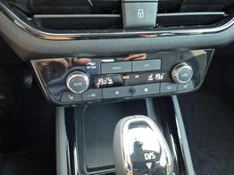 Skoda Kamiq 1.0 TSI 115PS DSG Selection Matrix-LED Sitzheizung Garantieverlängerung Klimaautomatik Parksensoren Skoda-Radio drahtlos Apple CarPlay + Android Auto Digital Cockpit Tempomat abg.Scheiben 