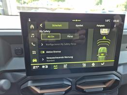 Dacia Duster Extreme 4x4 130PS 1.2 TCe 4x Kamera Lenkradheizung Sitzheizung Klimaautomatik Teil-Leder elektr.Parkbremse Bluetooth Apple Carplay Android Auto PDC v+h 2xKeyless 18-LM Ganzj.Reifen 