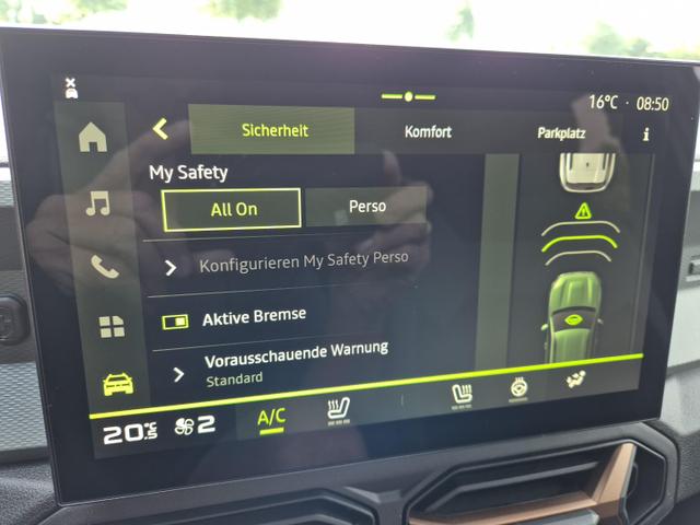 Dacia Duster Extreme 4x4 130PS 1.2 TCe 4x Kamera Lenkradheizung Sitzheizung Klimaautomatik Teil-Leder elektr.Parkbremse Bluetooth Apple Carplay Android Auto PDC v+h 2xKeyless 18-LM Ganzj.Reifen 