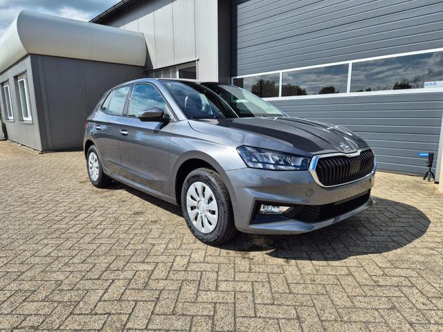 Skoda Fabia 1.0 TSI 95PS Selection 5-türig Rückf.Kamera Parksensoren Sitzheizung Multifunktionslenkrad Klima Skoda-Radio Bluetooth Touchscreen Tempomat Nebelsch. Apple CarPlay + Android Auto 