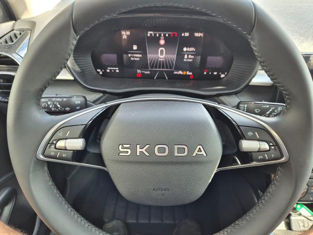 Skoda Fabia 1.0 TSI 95PS Selection 5-türig Rückf.Kamera Parksensoren Sitzheizung Multifunktionslenkrad Klima Skoda-Radio Bluetooth Touchscreen Tempomat Nebelsch. Apple CarPlay + Android Auto 