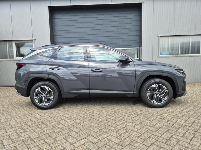 Hyundai TUCSON 1.6 T-GDI 160PS Sitzheizung Lenkradheizung Klimaautomatik Navi 12,3"-Touchscreen DAB+ wireless Apple CarPlay + Android Auto PDC v+h Rückf.Kamera 2xKeyless 17-LM 