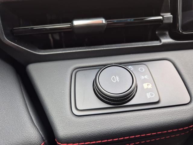 Ford Puma ST-Line X 1.0 EcoBoost Hybrid 125PS Automatik Matrix-LED elektr. PanoDach 4x Kamera AbstandsTempomat el.Heckklappe Premium Leder (Sensico) B+O-Sound Klimaautomatik Sitzheizung Lenkradheizung Frontscheibe beheizb. Ford-Navi SYNC4 Bluetooth Apple CarP 