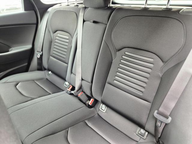 Hyundai i30 Kombi 1.0 T-GDI 100PS Automatik AbstandsTempomat Toter-Winkel-Assistent Sitzheizung Lenkradheizung Klimaautomatik Navi 10,25"-Touchscreen DAB+ wireless Apple CarPlay + Android Auto PDC v+h Rückf.Kamera 16-LM 