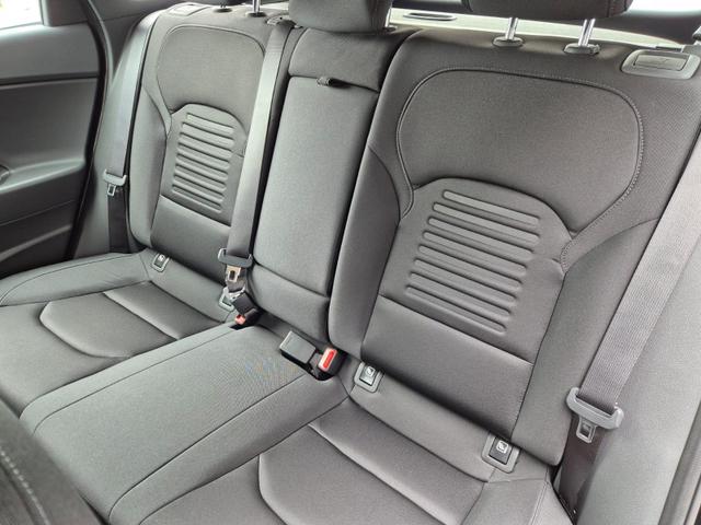 Hyundai i30 Kombi 1.0 T-GDI 100PS Automatik AbstandsTempomat Toter-Winkel-Assistent Sitzheizung Lenkradheizung Klimaautomatik Navi 10,25"-Touchscreen DAB+ wireless Apple CarPlay + Android Auto PDC v+h Rückf.Kamera 16-LM 