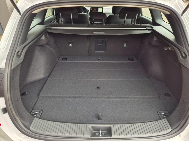 Hyundai i30 Kombi 1.0 T-GDI 100PS Automatik Sitzheizung Lenkradheizung Klimaautomatik Navi 10,25"-Touchscreen DAB+ wireless Apple CarPlay + Android Auto PDC v+h Rückf.Kamera 16-LM 