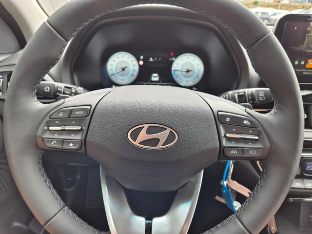 Hyundai i30 Kombi 1.0 T-GDI 100PS Automatik Sitzheizung Lenkradheizung Klimaautomatik Navi 10,25"-Touchscreen DAB+ wireless Apple CarPlay + Android Auto PDC v+h Rückf.Kamera 16-LM 