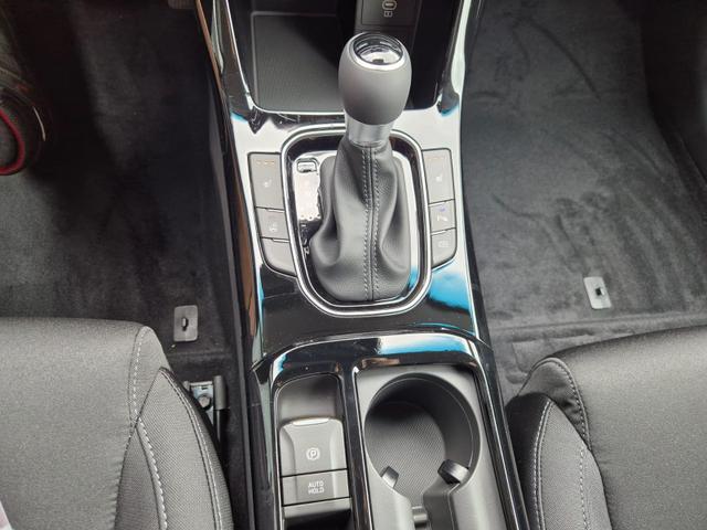 Hyundai i30 Kombi 1.0 T-GDI 100PS Automatik Sitzheizung Lenkradheizung Klimaautomatik Navi 10,25"-Touchscreen DAB+ wireless Apple CarPlay + Android Auto PDC v+h Rückf.Kamera 16-LM 