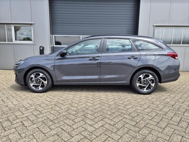 Hyundai i30 Kombi - 1.0 T-GDI 100PS Automatik AbstandsTempomat Toter-Winkel-Assistent Sitzheizung Lenkradheizung Klimaautomatik Navi 10,25"-Touchscreen DAB+ wireless Apple CarPlay + Android Auto PDC v+h Rückf.Kamera 16-LM